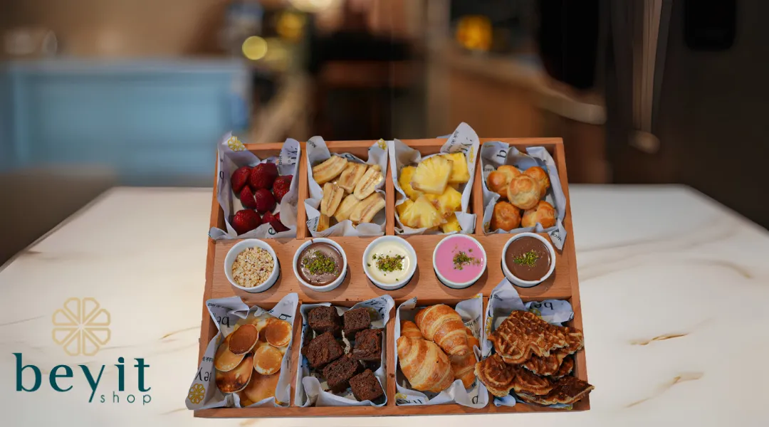 WAFFLE & HAPPINESS BOX